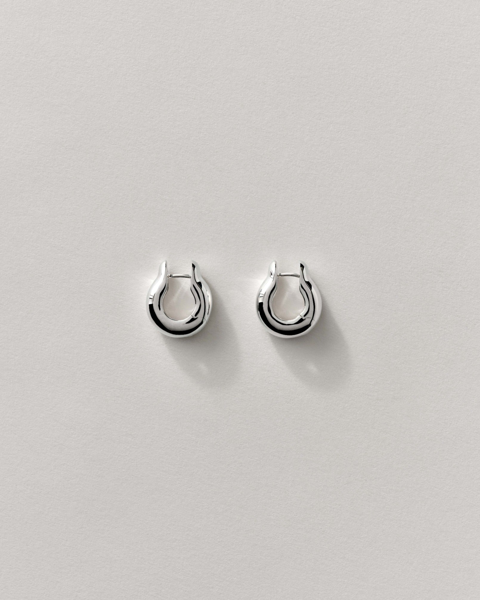 HOOP EARRINGS (SMALL) – HYKE ONLINE STORE