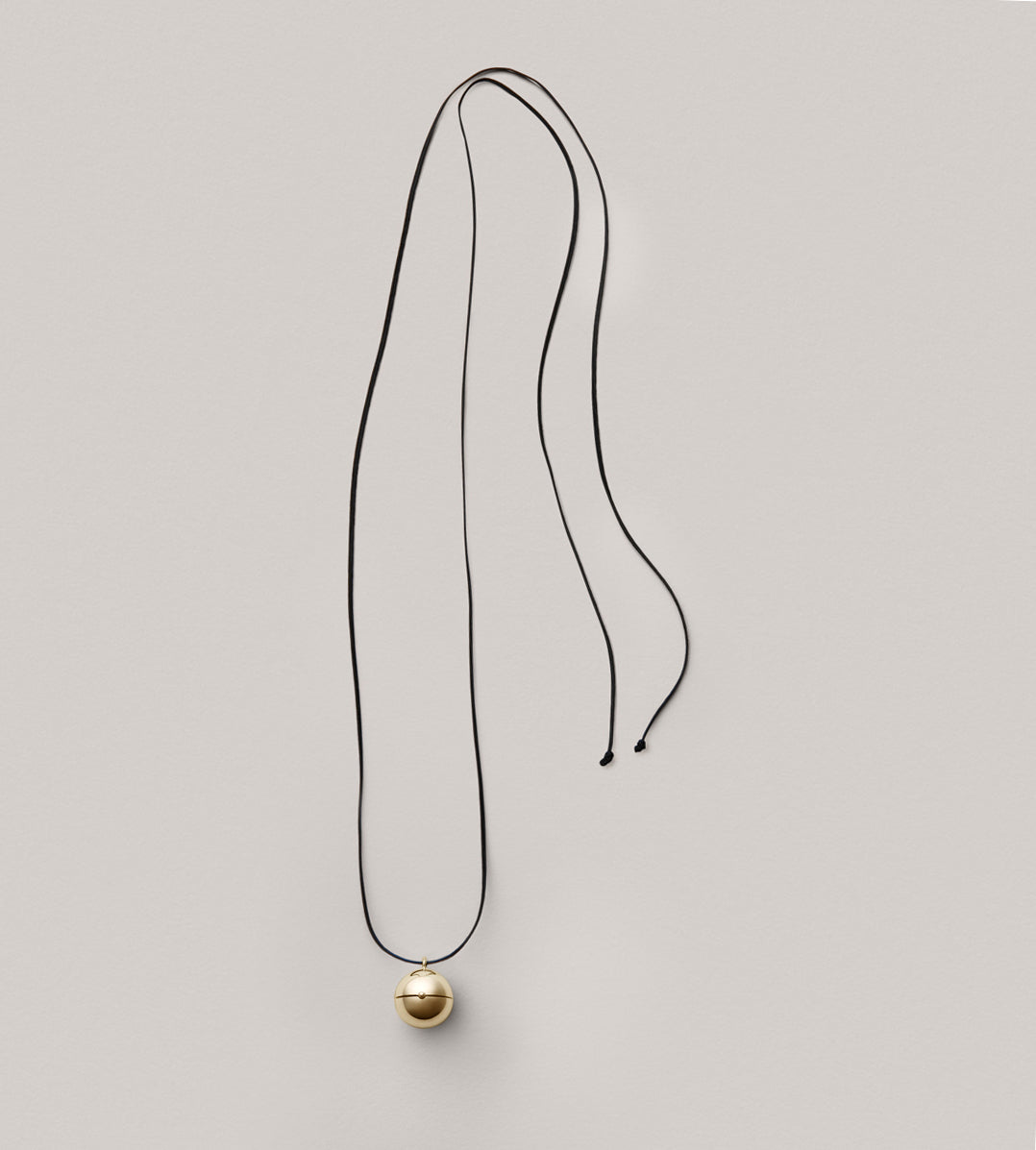 Small Keepsake Sphere Pendant – Annika Inez