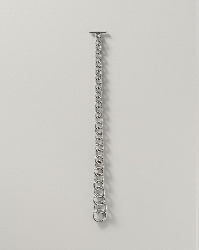 Tapered Thin Link Bracelet