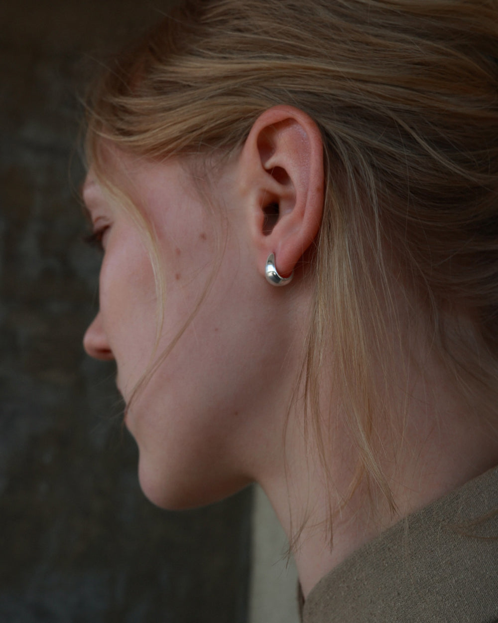 Petite Gentle Slope Hoops